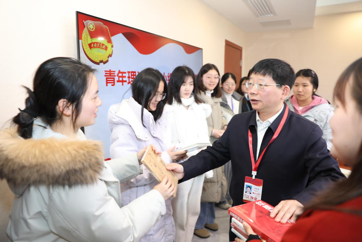 1736756964351.png 图片2.png